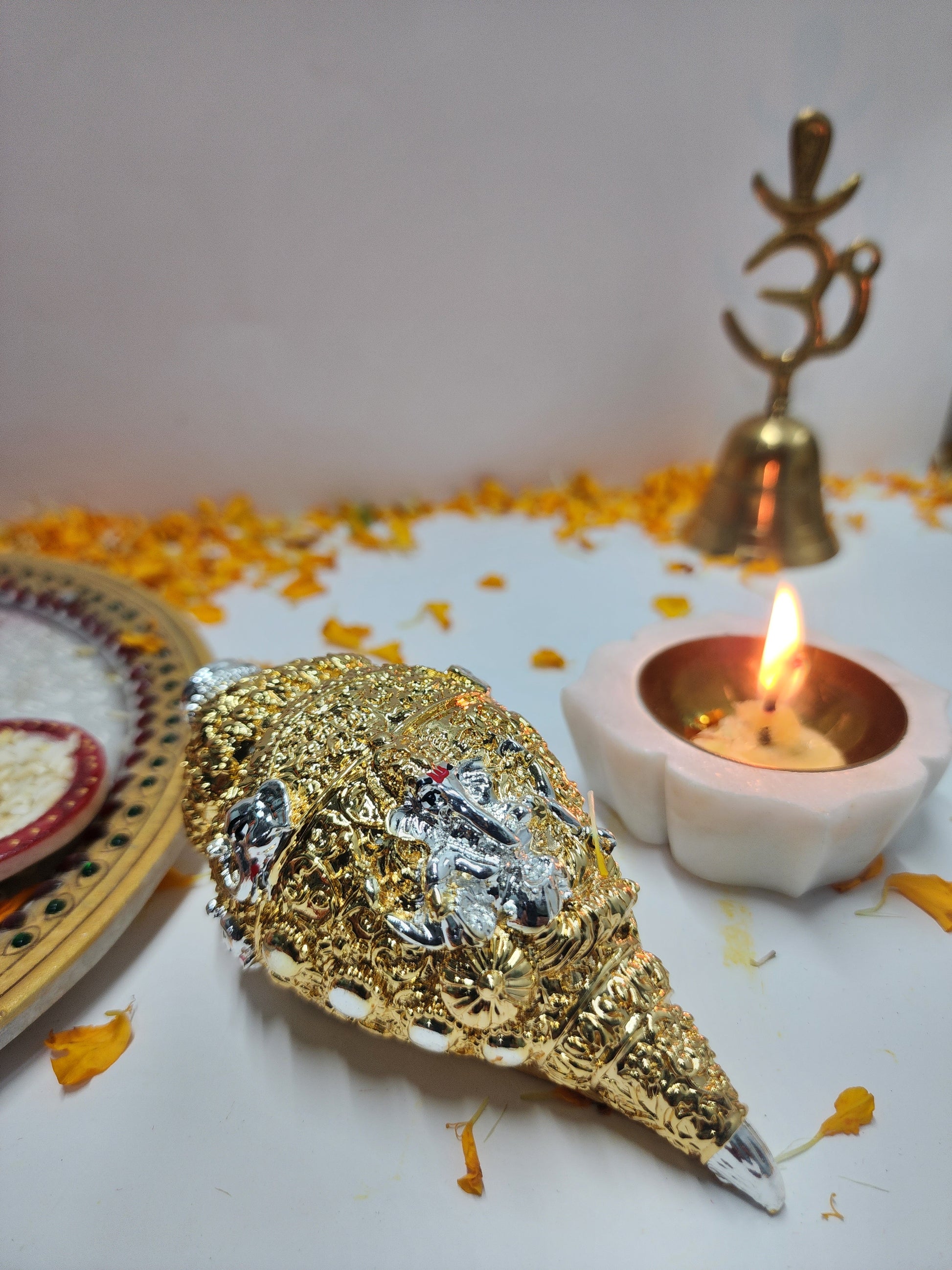 Divine Vishnu Shank golden and silver