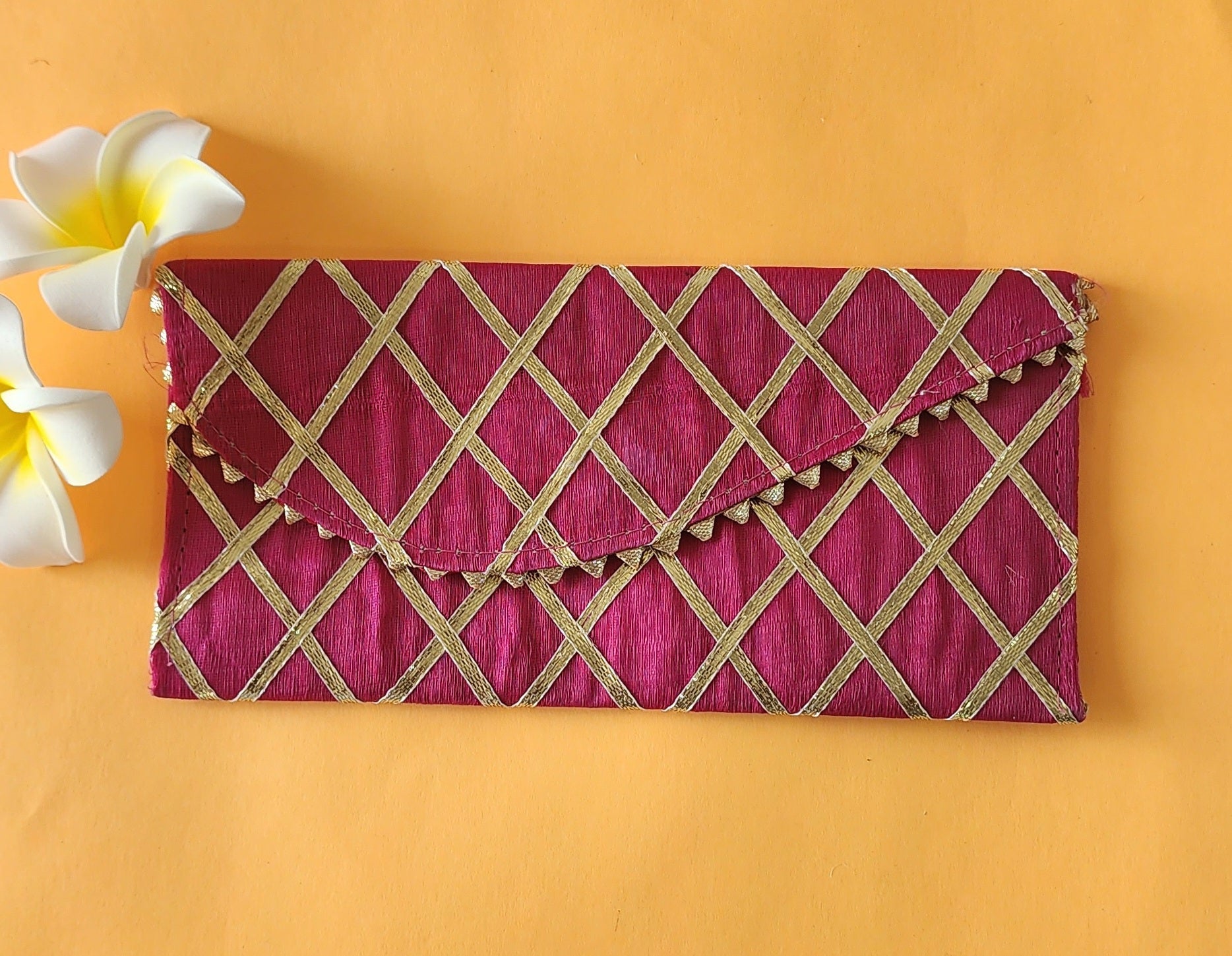 pink Criss Cross Design Shagun Envelope