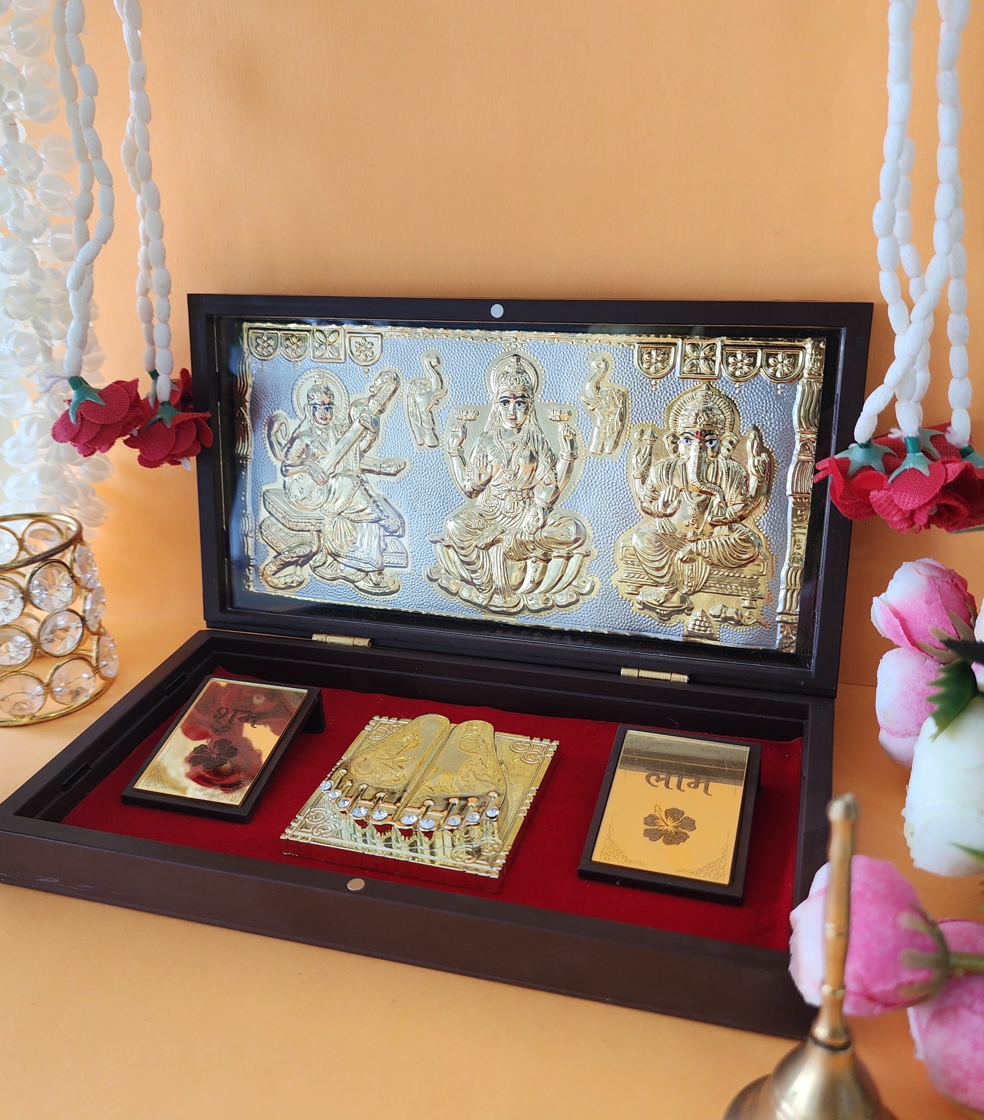 Trimurti Pocket Temple with charan paduka