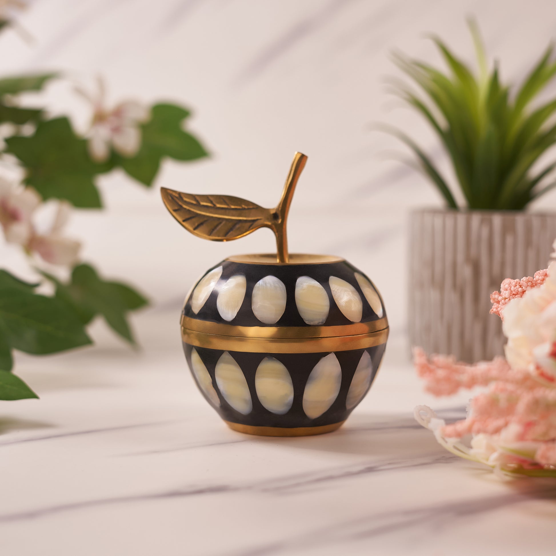 Apple Shape Black Trinket Box
