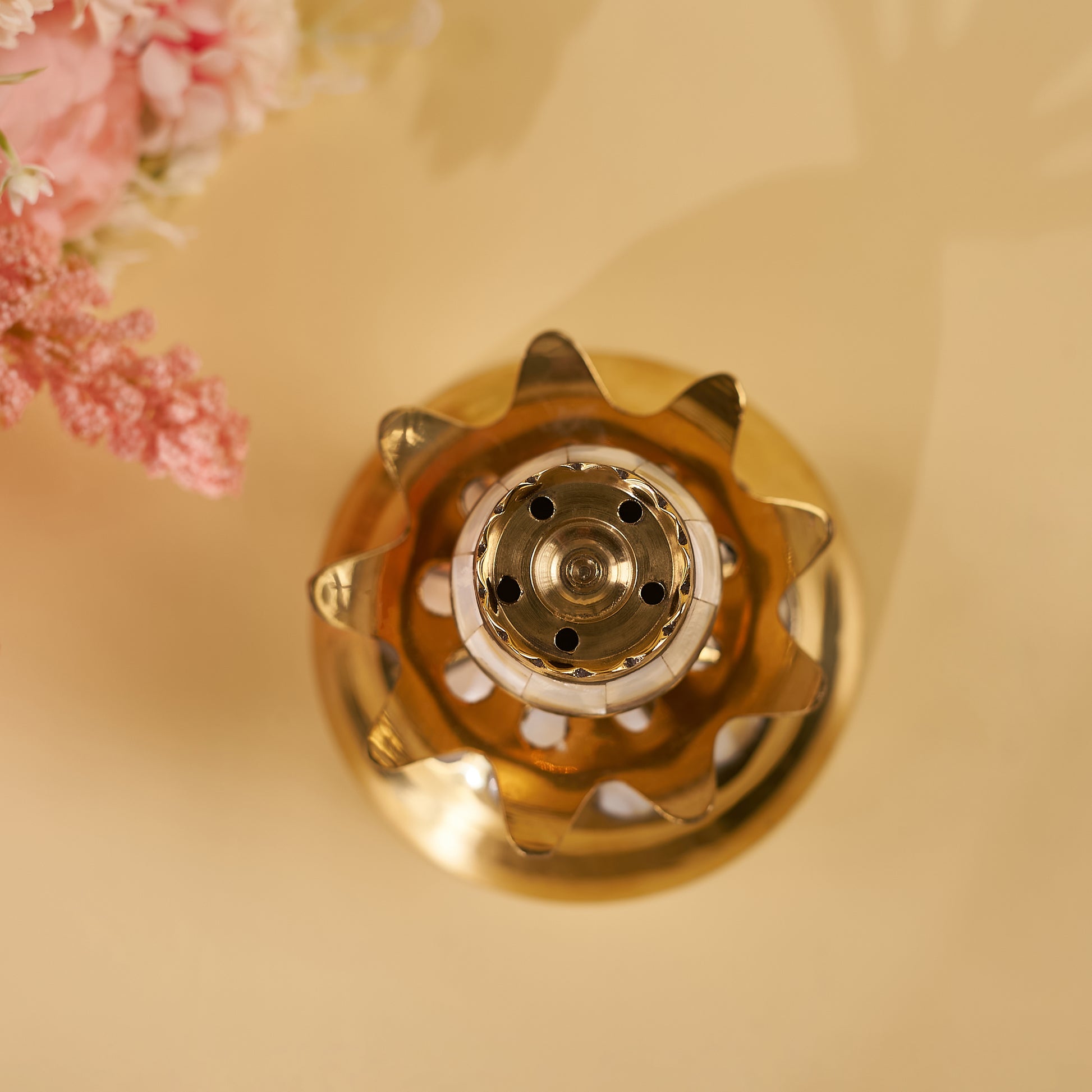 incense holder brass with closed cap