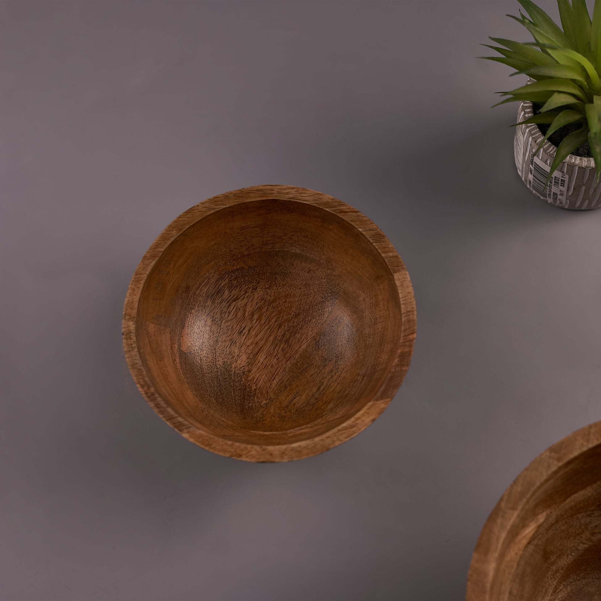 Shop Premium Mango Wood Bowl online at Wemy.