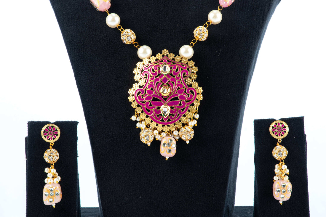 Stone Mala Necklace with Intricately Designed Filigree Pendant
