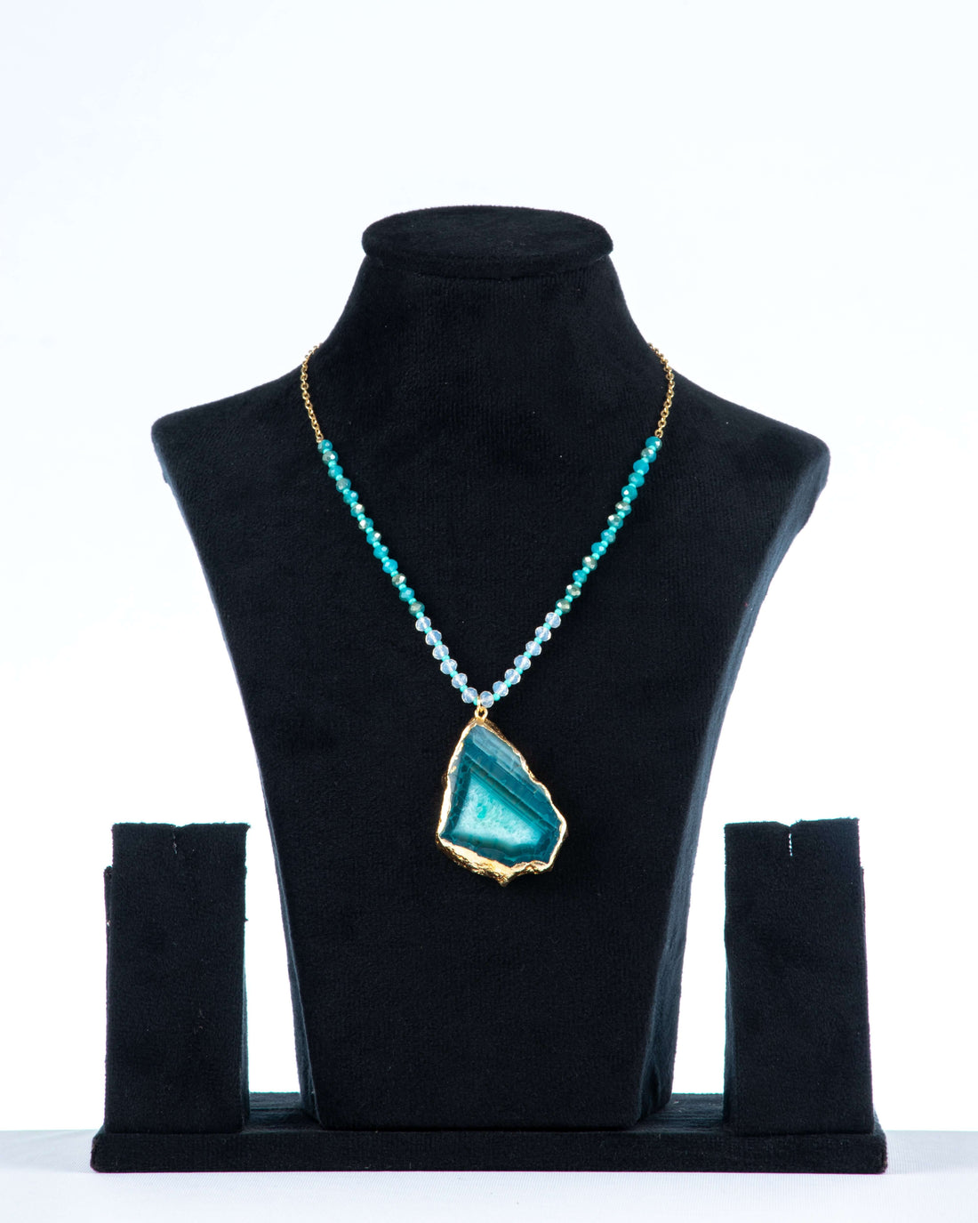 Half beaded blue agate necklace