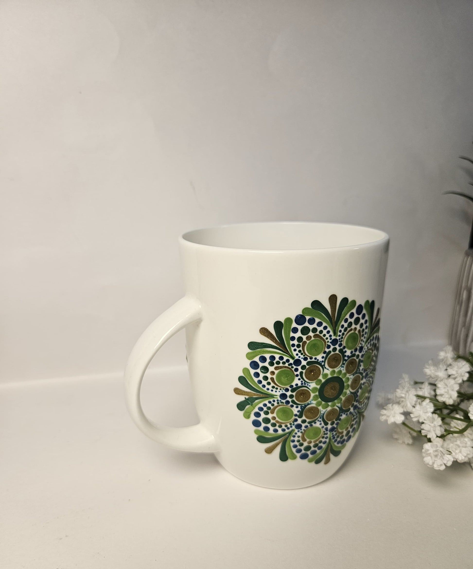 Green Serene Mandala Mug – A Touch of Tranquility for Your Morning Brew