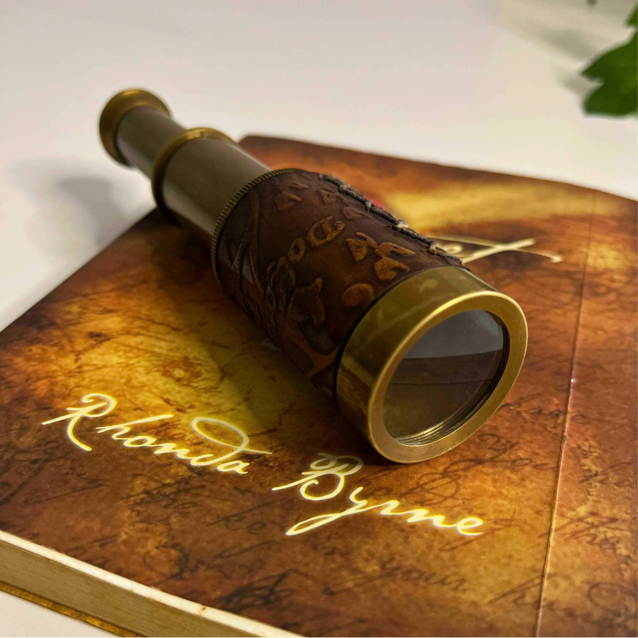 Brown leather Vintage Brass Telescope Wemy Store