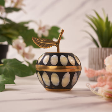 Mother-of-Pearl Apple-Shaped BlackTrinket Box for Jewelry and Keepsakes