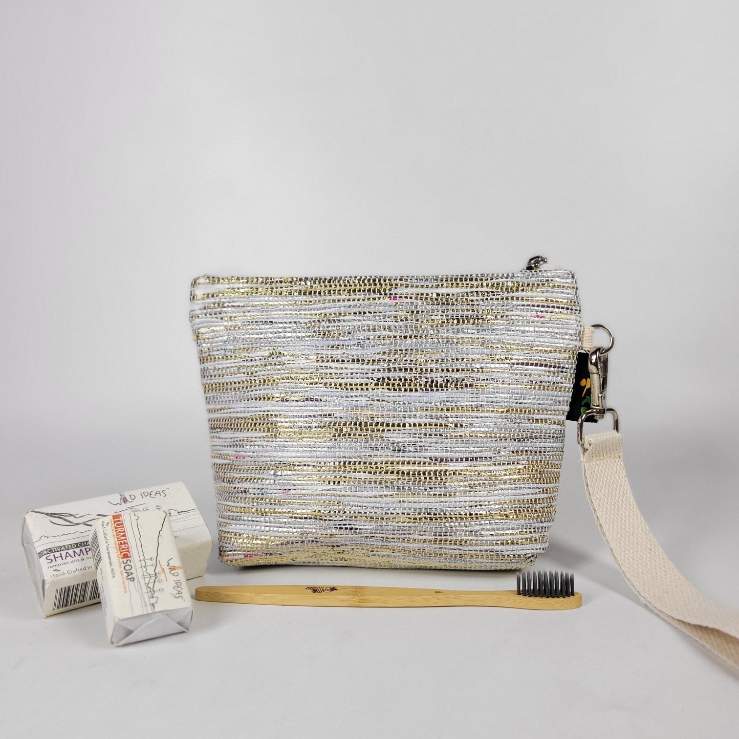 Golden and White Wrist Bag (WI0323-027) Wemy Store