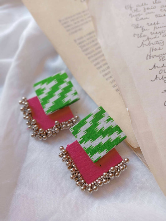 Green and pink printed earrings Wemy Store