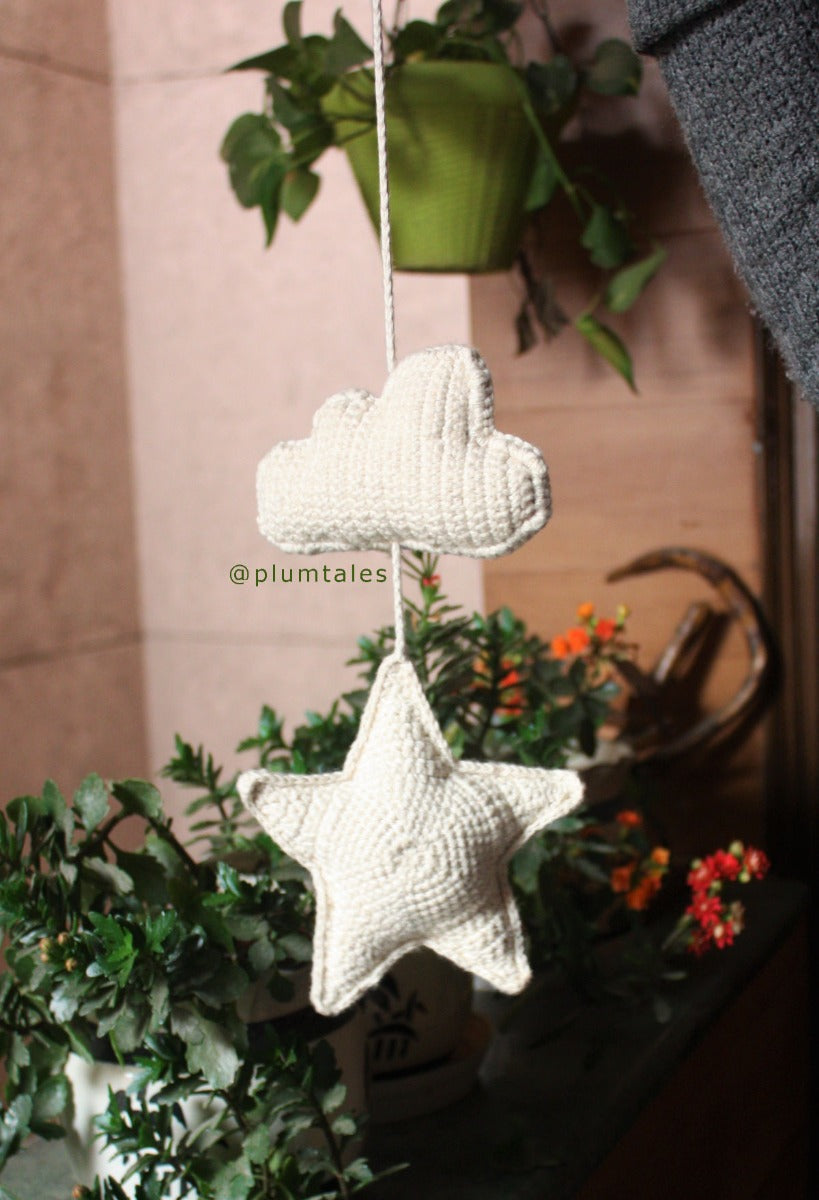 Handcrafted Star and Cloud Hanging Wemy Store