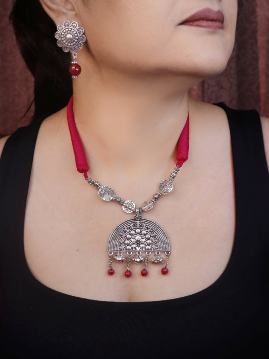 Handmade German Silver oxidized silver look alike Evening Dinner Casual Party Minimalistic necklace set with Red Onyx beads & Red Tassel -ZAHRA Wemy Store
