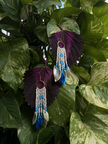 Handmade beaded earrings(blue,white) Wemy Store