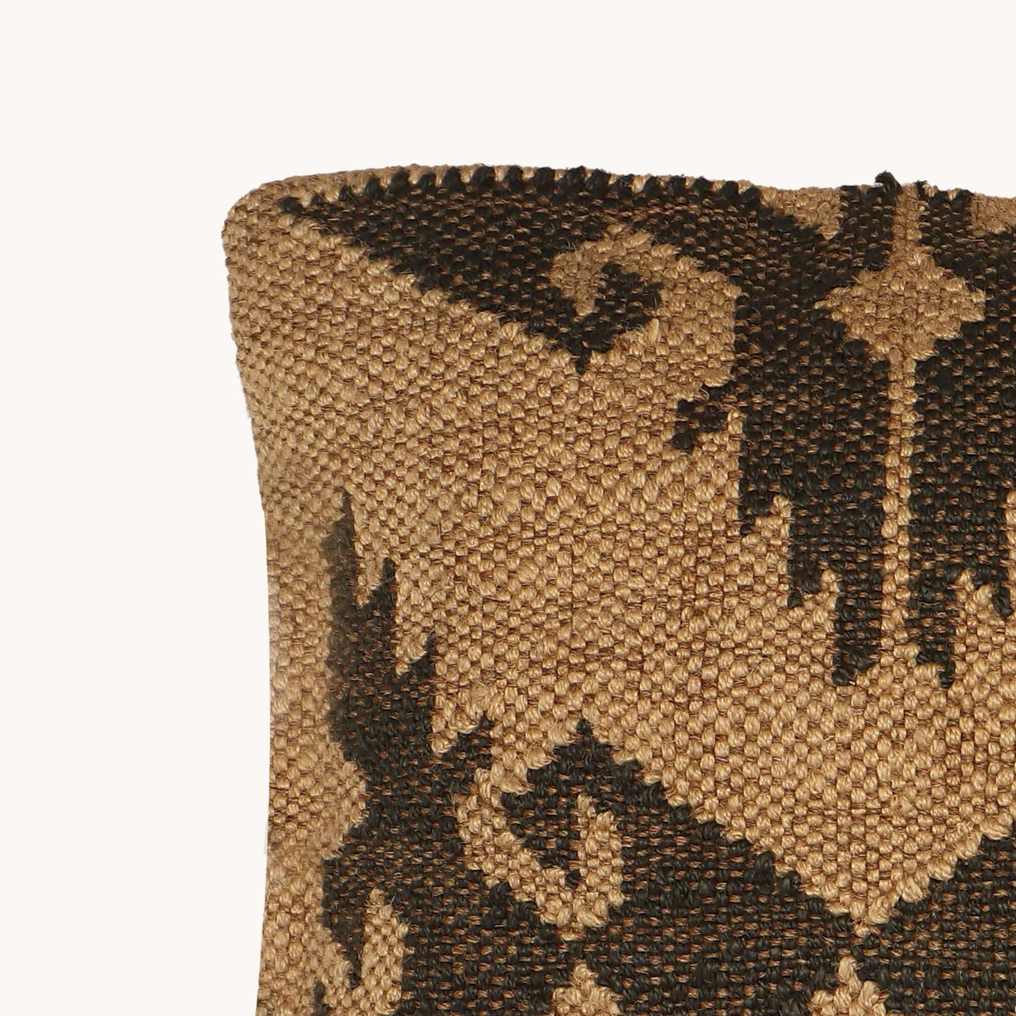 Hand Woven Jute Cushion Cover (18in x17.5in)