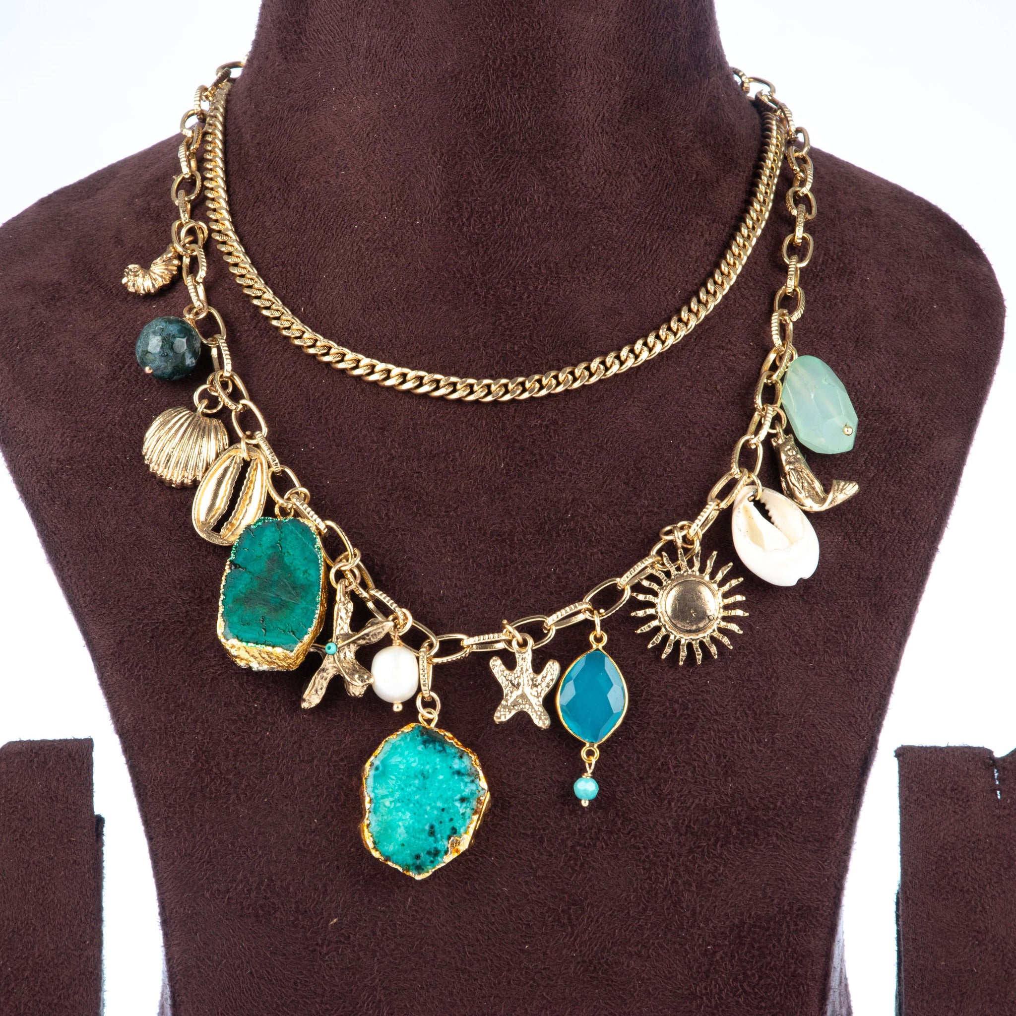 Zaariya Double layered chunky agate necklace