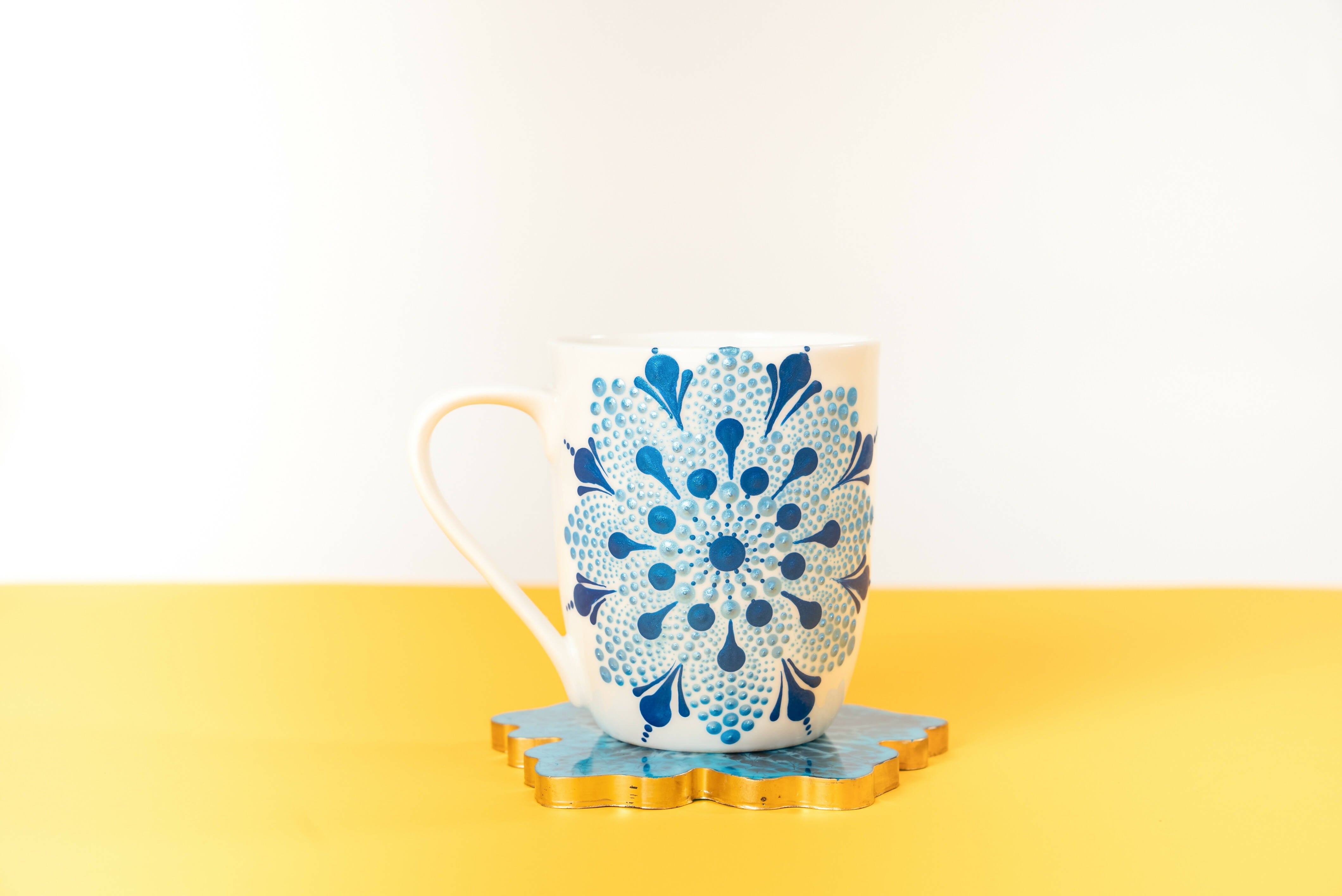 Mandala cup & Resin Coaster Set Wemy Store