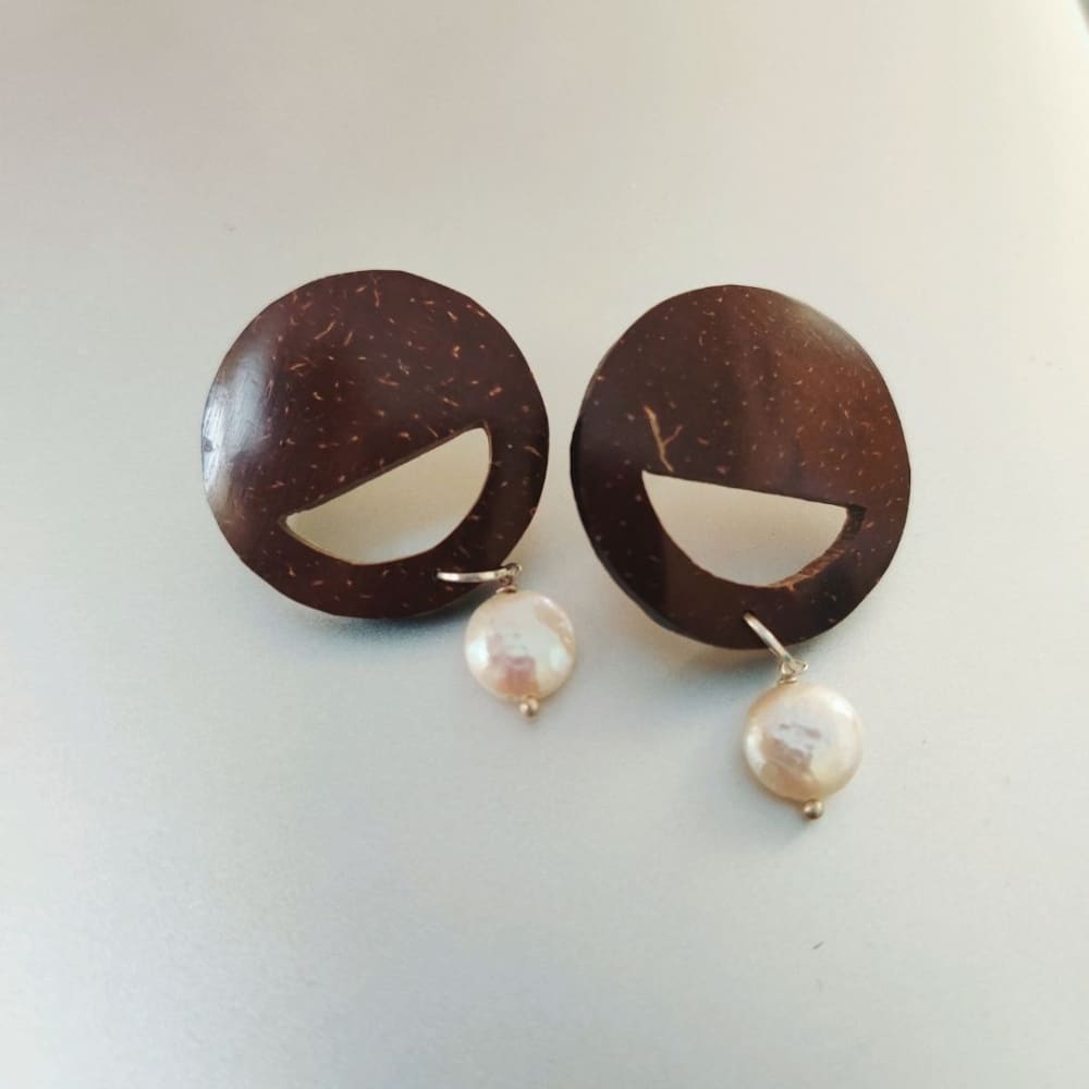 Pearl & Round Coconut Shell Earrings Wemy Store