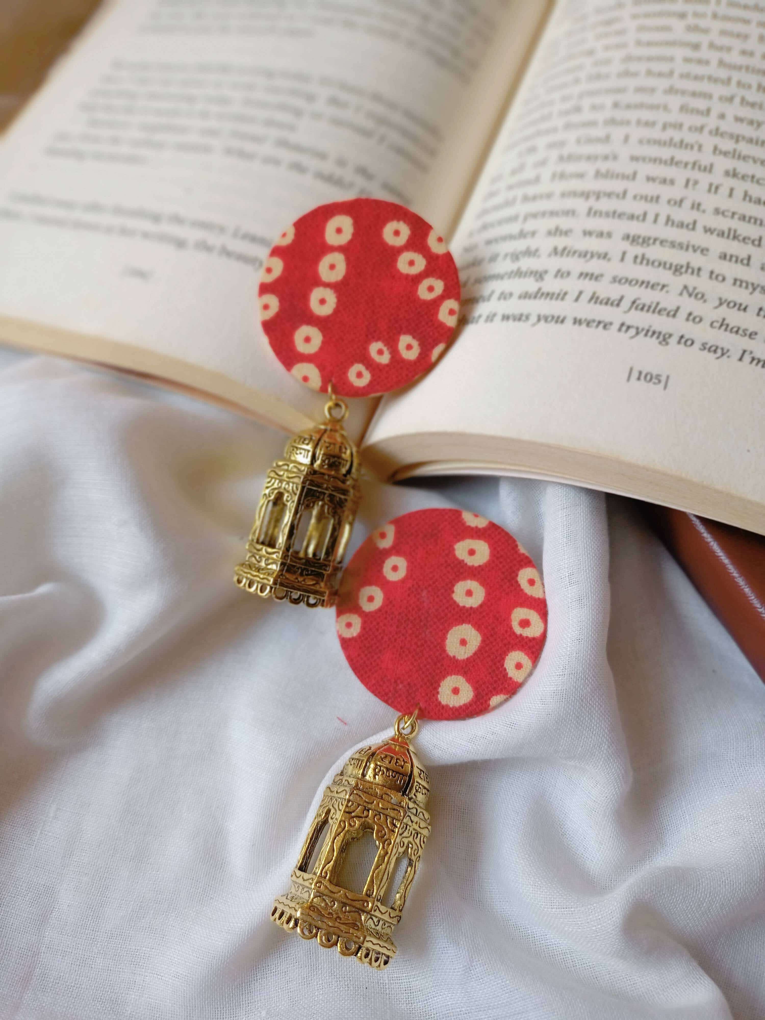 Red bandhani jhumka Wemy Store