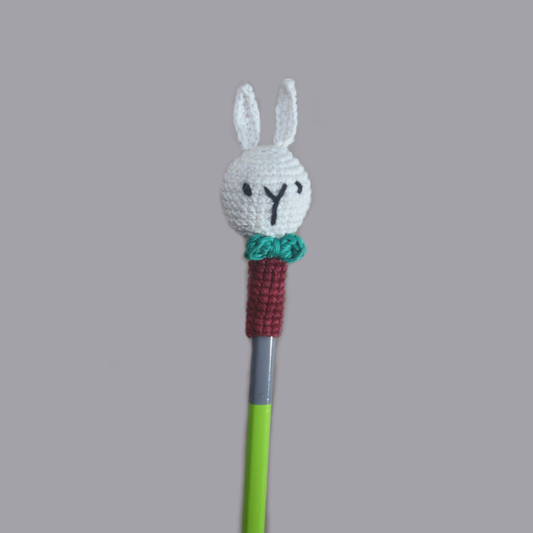 Set of 3 Handcrafted Amigurumi Pencil Topper Bunny _Random Color Wemy Store