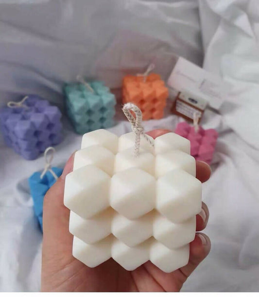 Spike White Cube Sculpted Aroma Candle - Cinnamon Wemy Store