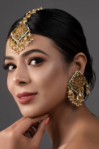 Gold tone Kundan inspired Maang Tikka with earrings