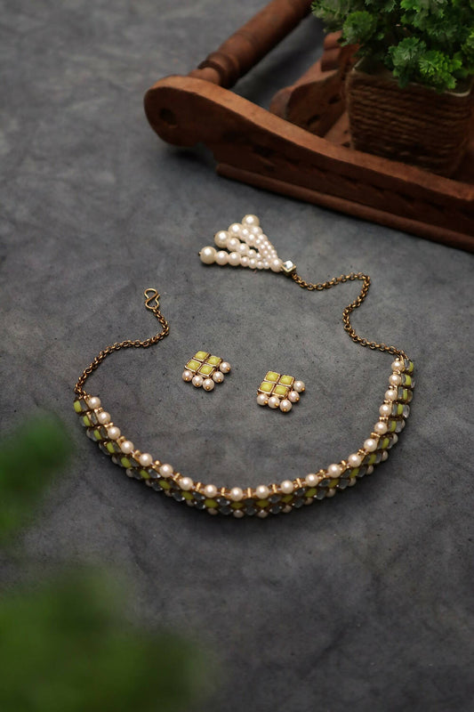 Kundan-Yellow Stone Choker Necklace Set