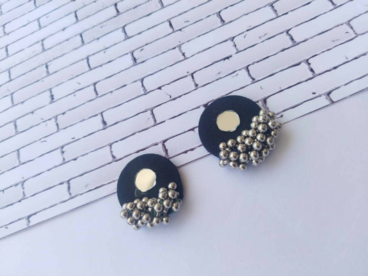 Rainvas Tiny dark blue and silver round studs earrings for girls