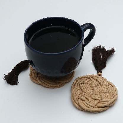 Mug rug with tassel set of 2