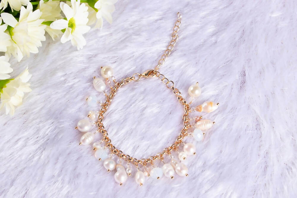 Barooque And MOP Shell Pearl Bracelet